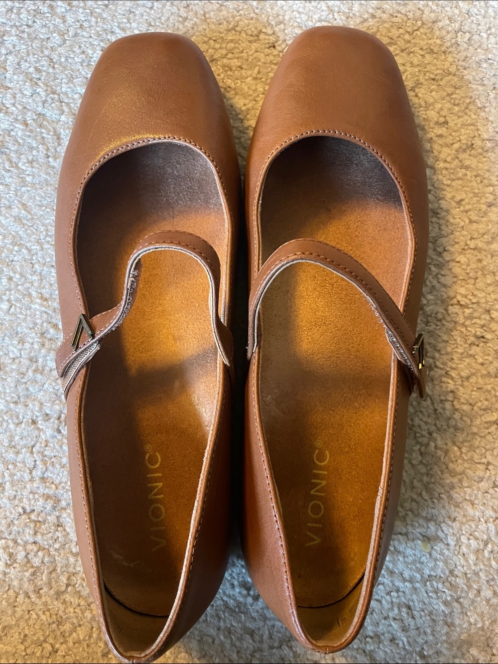 Vionic Tan/Brown Mary Jane Flats with Buckle Strap